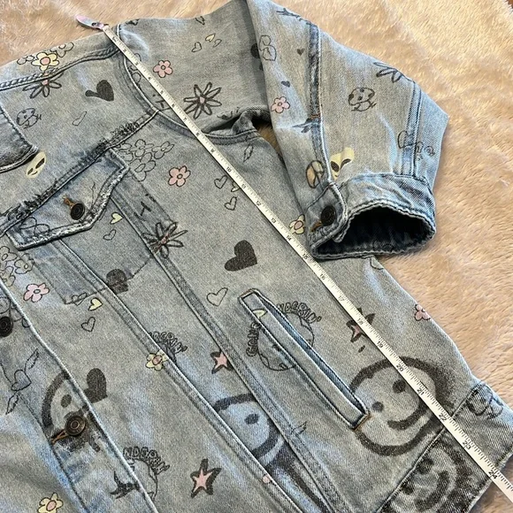 WILD FABLE Wild Graffiti Jean Jacket - Picture 16 of 16